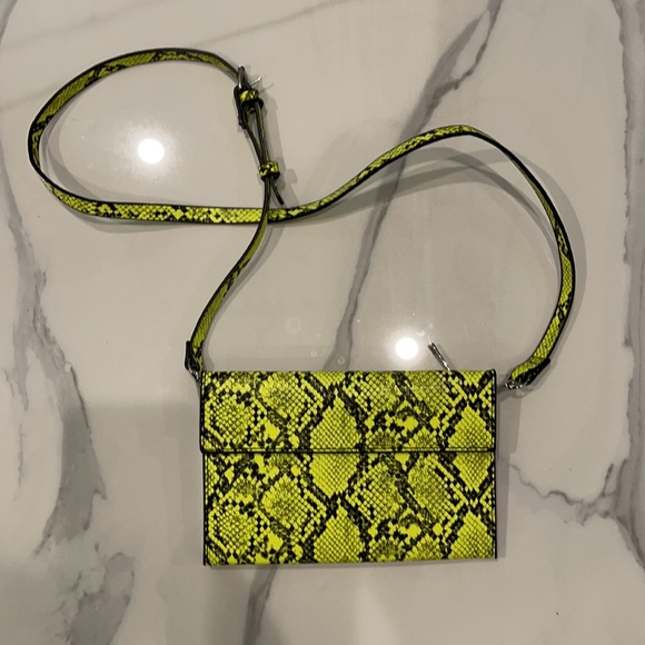 Zara Belt Bag With Matching Slides - Picture 3 of 8